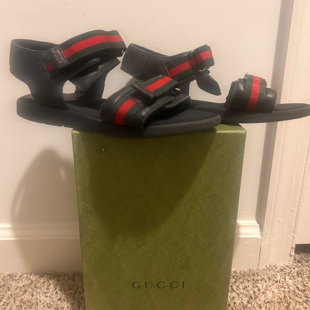 Gucci Kids Black and Red Sandals
